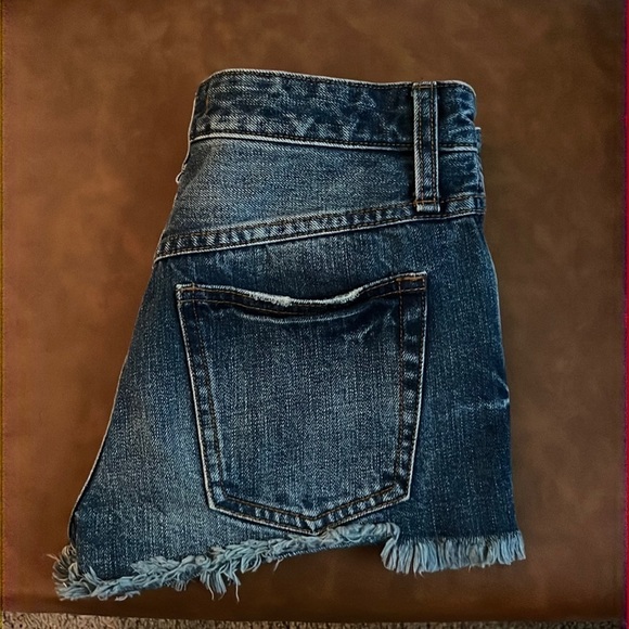 Free People Denim Cut Off Shorts Size 24 Frayed Hem - Picture 7 of 16